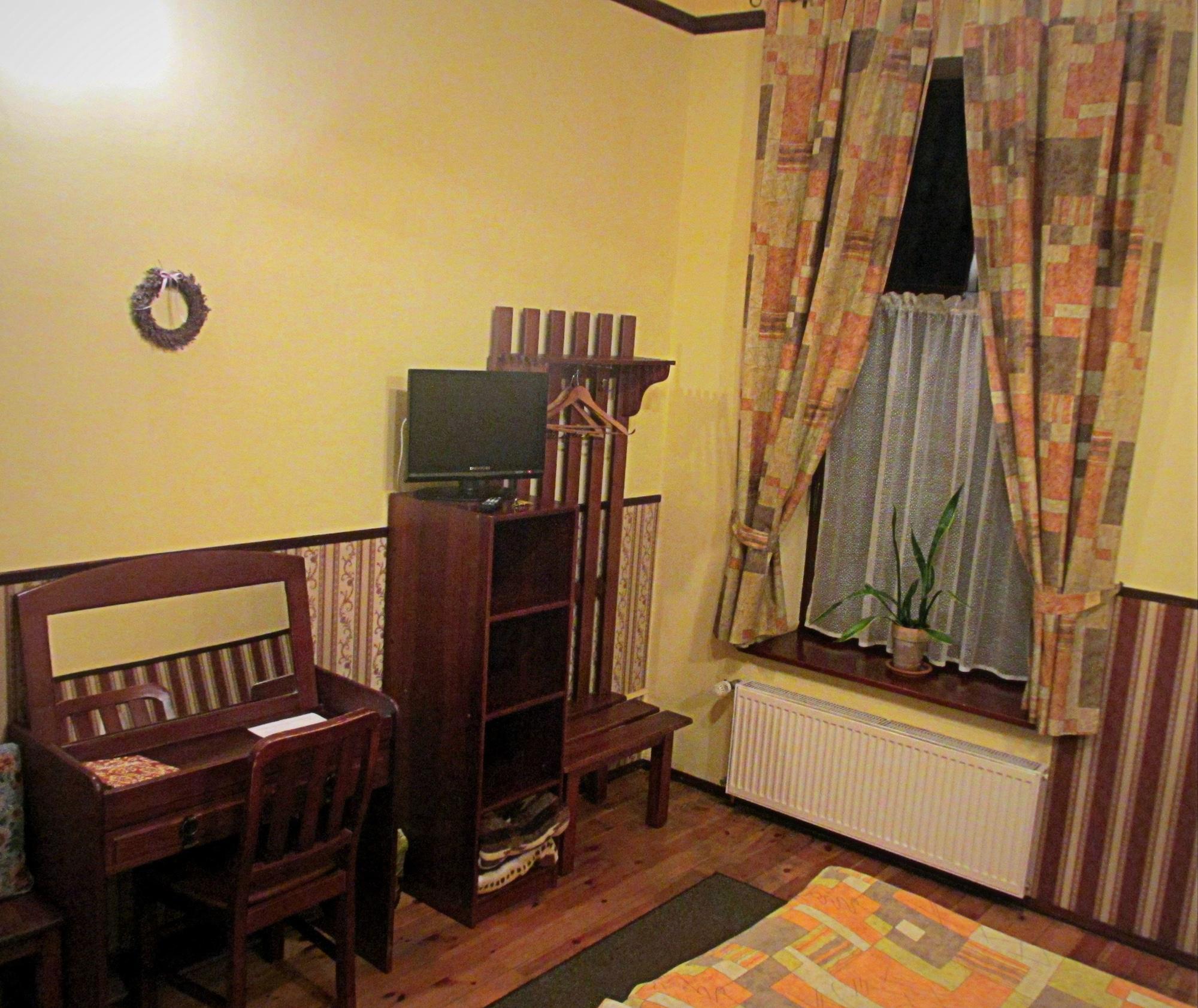 Globtroter Guest House Kraków Zewnętrze zdjęcie